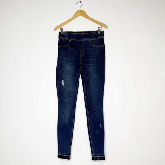 Spanx Dark Wash Pull-On Jean Pants Size Medium 8/10 - Picture 1 of 9